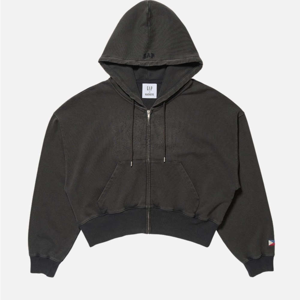 ISO: KATSEYE Sophia Cropped Zip Hoodie in S or XS